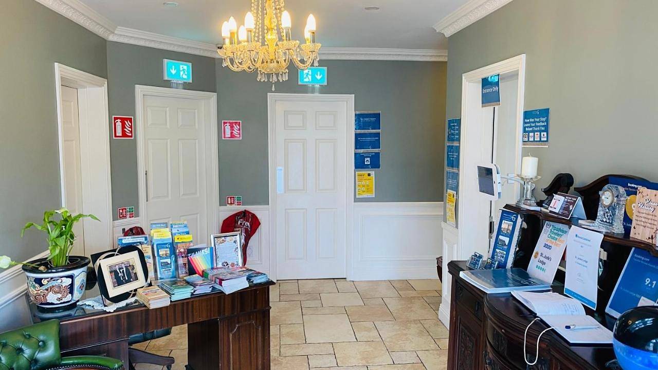 St. Judes Lodge B&B in Eyre Square, Galway
