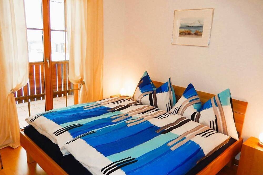 Ganze Wohnung, Pfrundmatte 12 in Aeschi bei Spiez, Thunersee