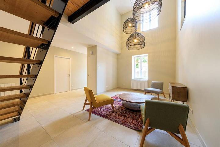 Location de vacances pour 10 personnes, avec vue et terrasse à Juliénas - 4