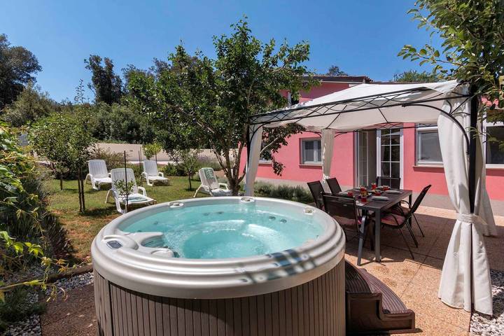 Ferienhaus für 6 Personen, mit Garten - 1