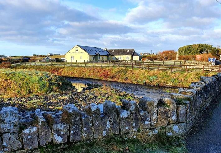 Holiday letting for 2 people, with Terrace and Garden in Doolin