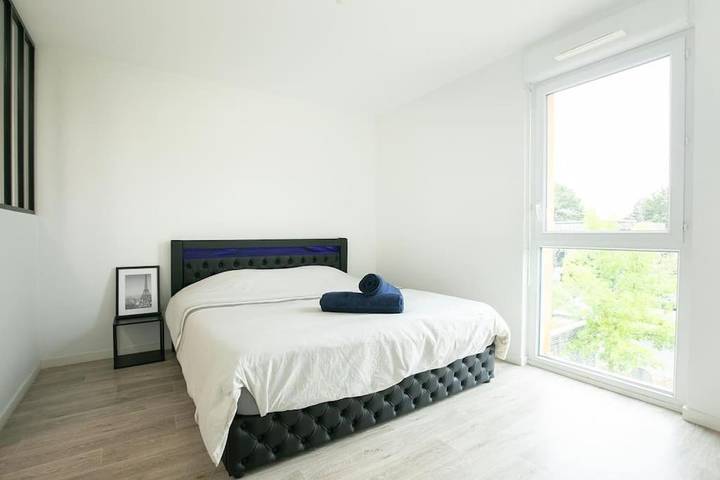 Gîte pour 4 personnes, avec balcon à La Chapelle-sur-Erdre - 3