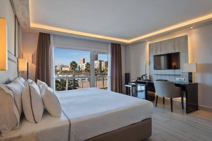 Hotel para 10 personas, con terraza - 1