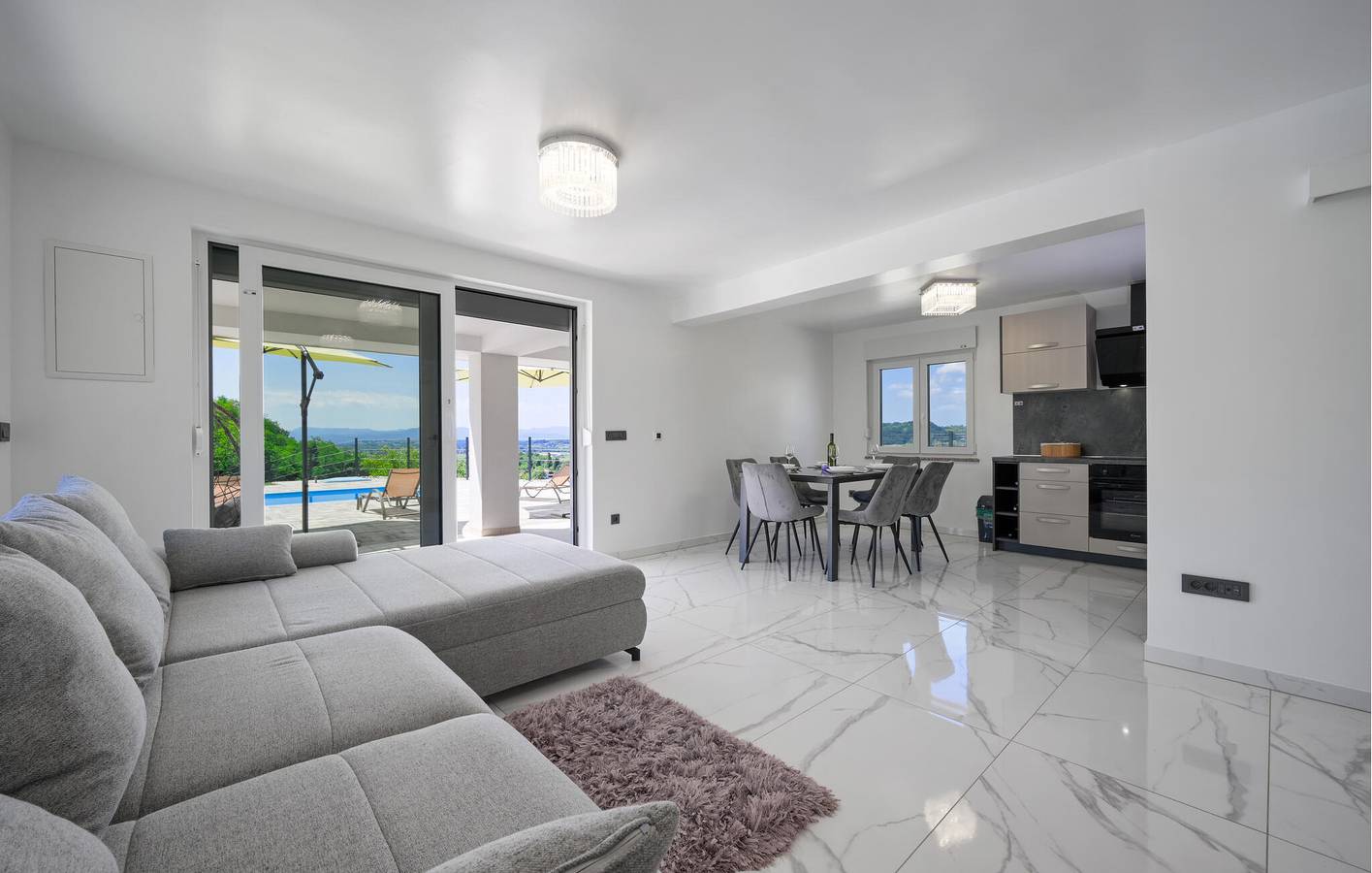 Gezellig appartement met 2 slaapkamers, zwembad, wifi en toegang tot de rivier in Općina Kraljevec na Sutli, Krapina-Zagorje
