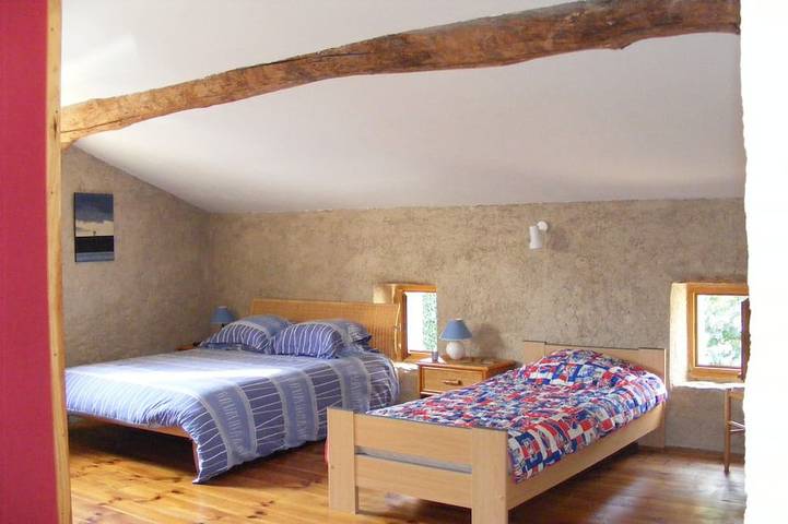 Location de vacances pour 8 personnes, avec jardin, animaux acceptés à Montaigut-le-Blanc - 4