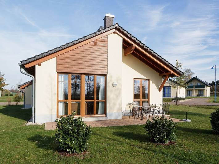 Ferienhaus für 6 Personen, mit Sauna und Pool sowie Terrasse, mit Haustier im Leipziger Neuseenland - 3