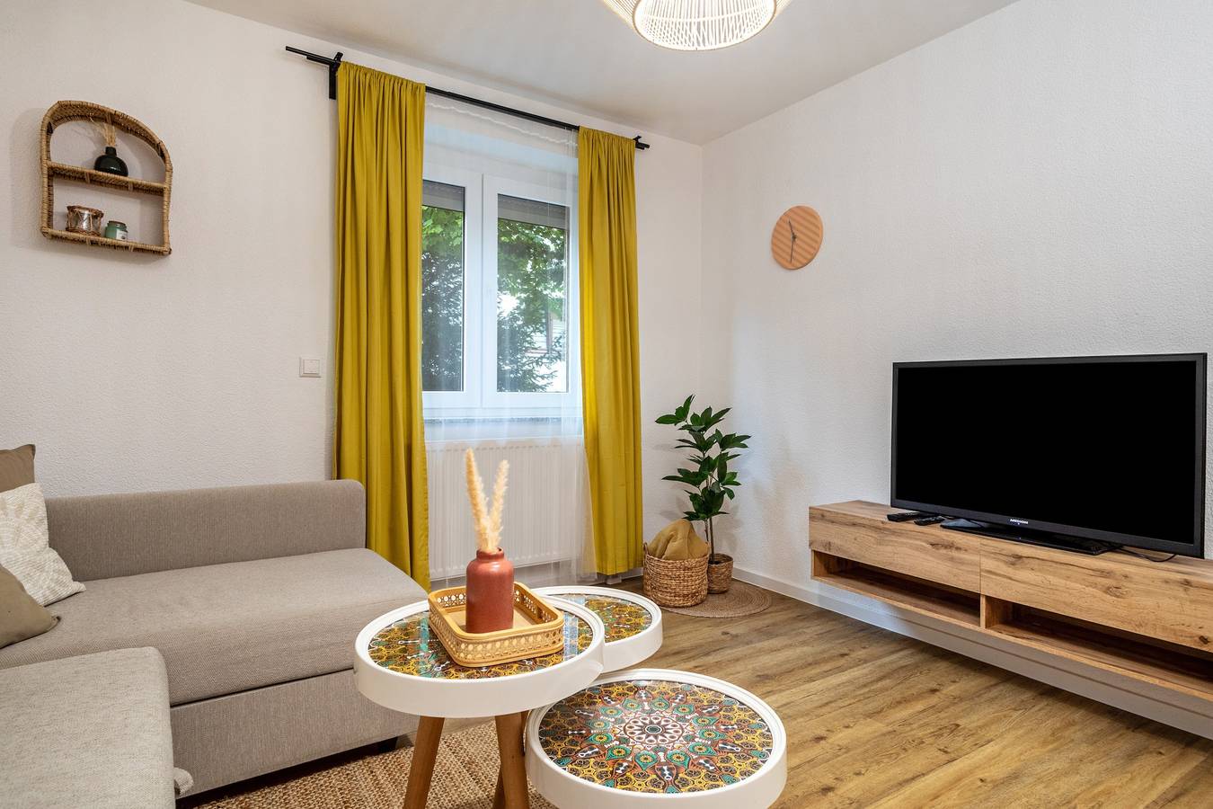 Ganze Wohnung, Ferienwohnung "Eylago No-1" mit Wlan in Friedrichshafen, Region Bodensee-Oberschwaben