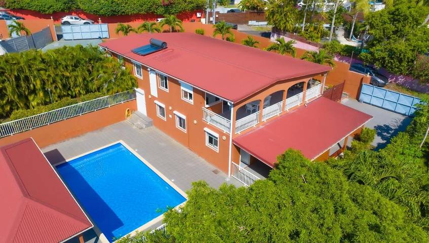Cottage pour 15 personnes, avec terrasse ainsi que vue et jardin dans Plage de Petit-Havre