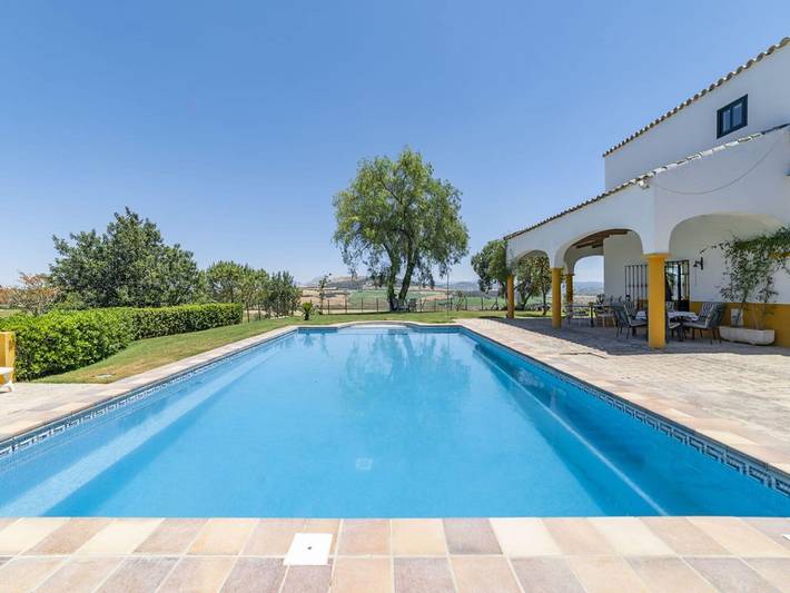 Casa rural para 13 personas, con Balcón y Terraza además de Jardín y Piscina en Arcos de la Frontera - 2