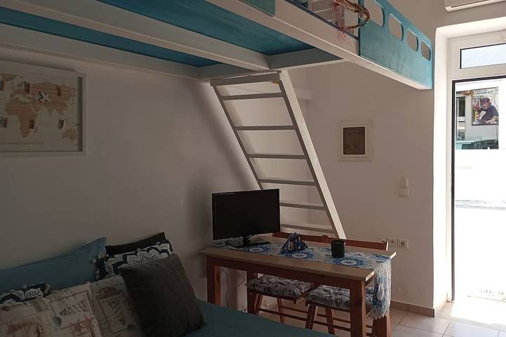 Gîte pour 3 personnes, avec jacuzzi et balcon dans Matala - 3