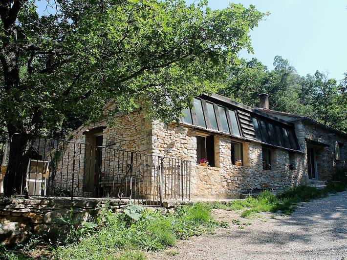 Ferienhaus für 4 Personen, mit Terrasse und Garten sowie Pool in Villars