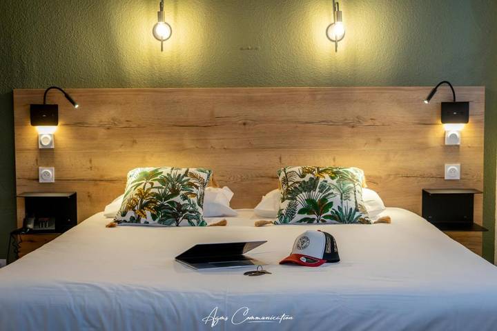 Hôtel pour 2 personnes, avec piscine ainsi que vue et jardin