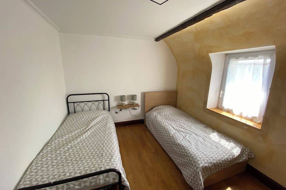 Danydan - Grande Maison Bretonne en Granit sur la Côte des Légendes in Brignogan-Plages, Brest region