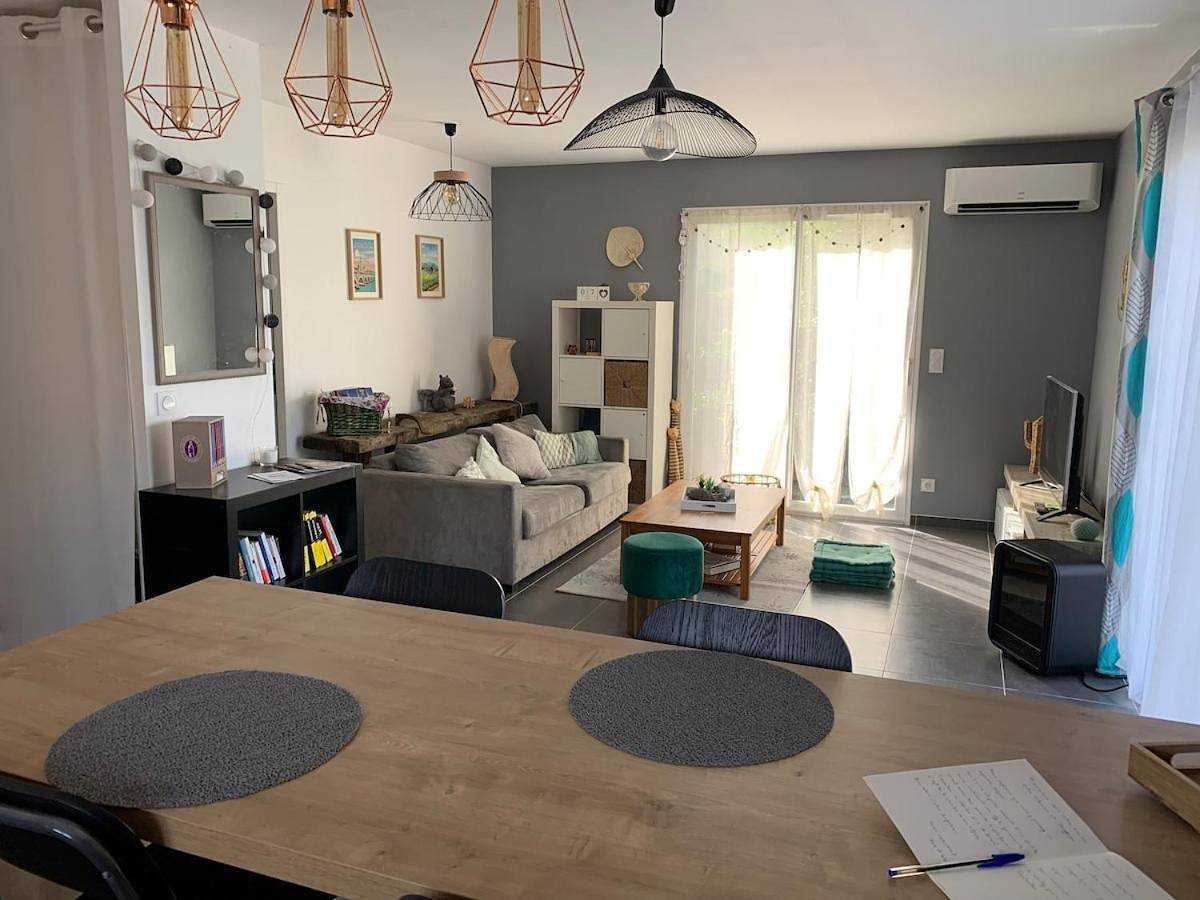 One-Bedroom House in La Rivière, Région de Libourne