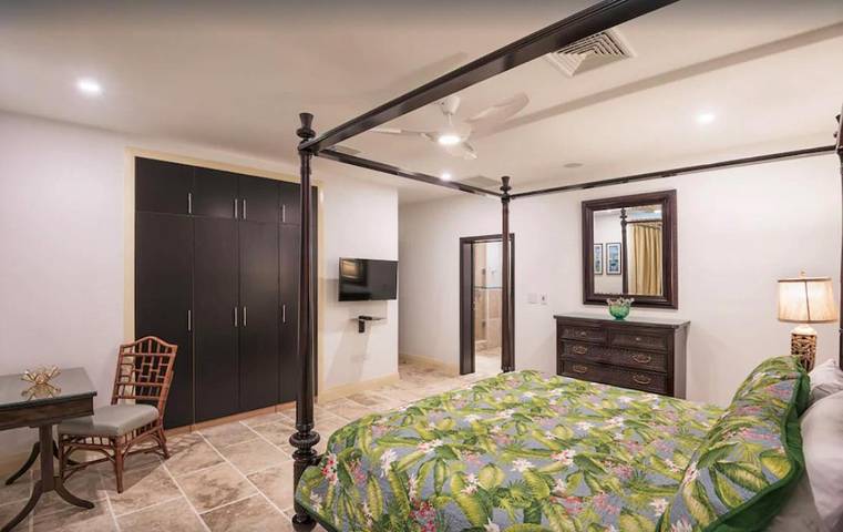 Bungalow für 10 Personen, mit Sauna und Pool sowie Garten und Ausblick in St. Martin