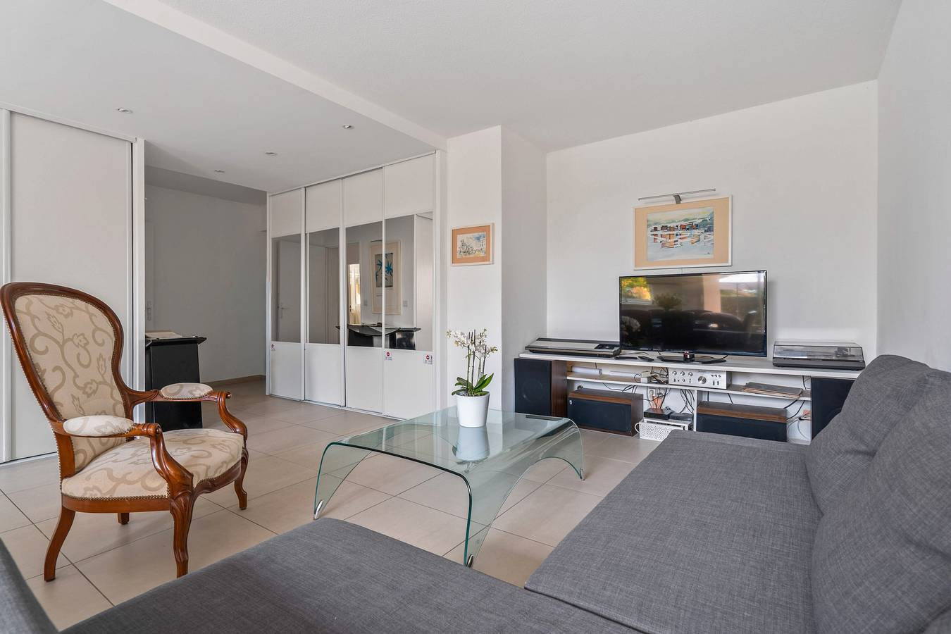 Apartamento entero, Apartamento 'Terrasse De Malissol' con terraza privada, jardín privado y Wi-Fi in Vienne (Isère), Región de Vienne