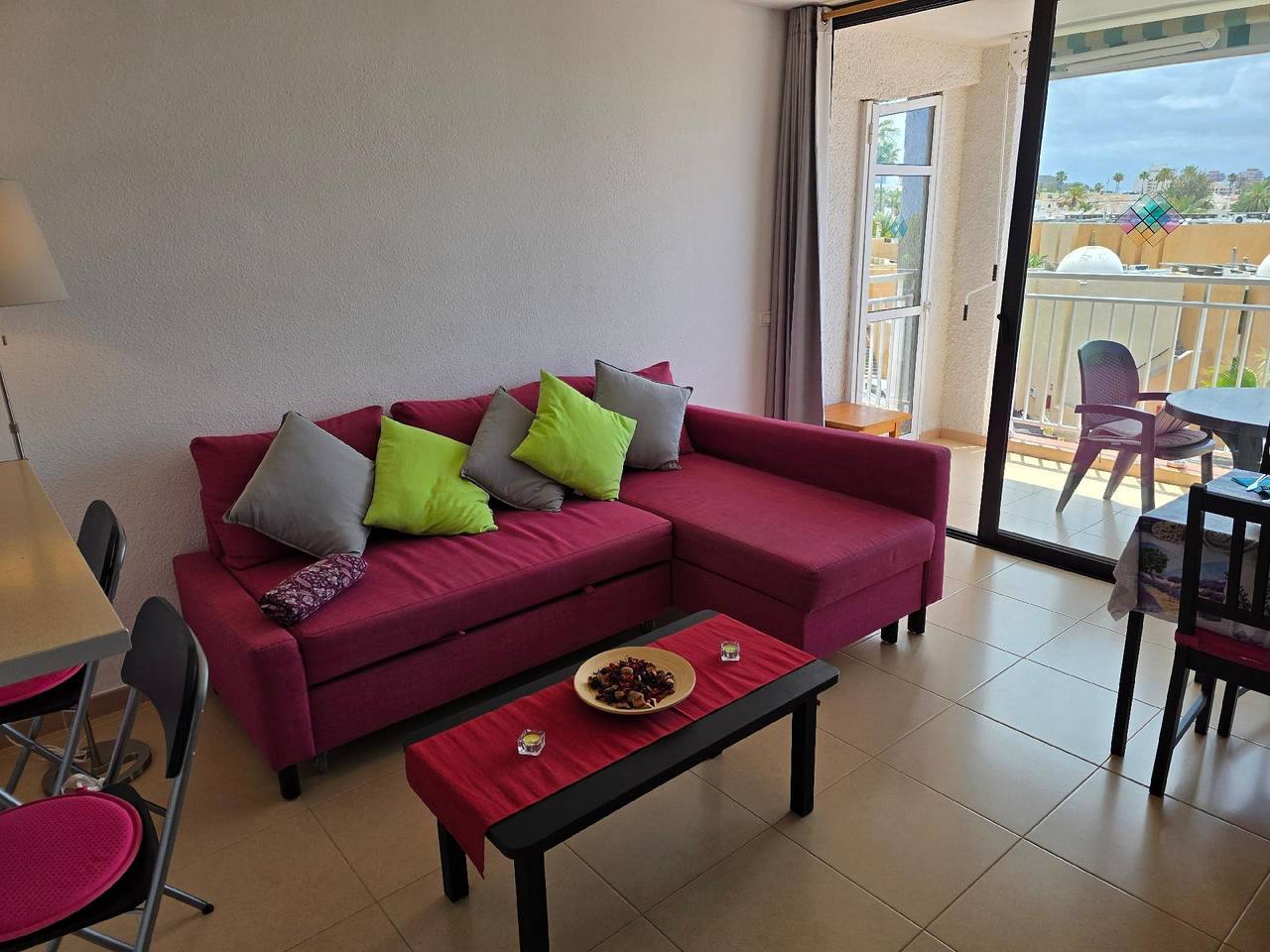 Ganze Ferienwohnung, Acapulco nur 190 Meter zum Meer, Meerblick. Wifi in San Eugenio Alto, Adeje