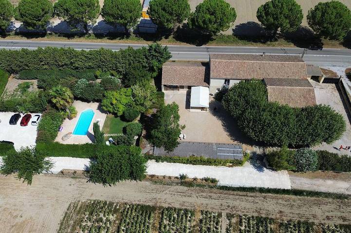 Maison de campagne pour 26 personnes, avec Jardin