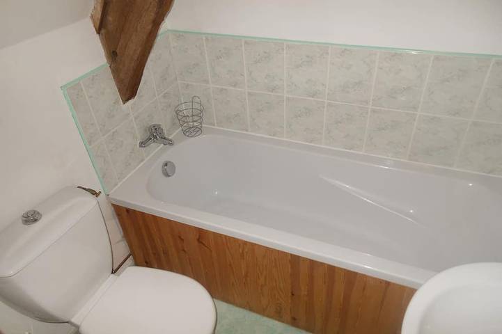 Gîte pour 4 personnes, avec terrasse ainsi que piscine et jardin à Quistinic - 4