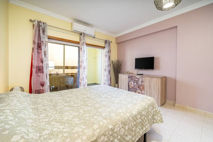 Gîte pour 2 personnes, avec balcon et jardin à Porches - 4