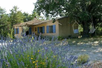 Gîte pour 6 personnes à Mazaugues