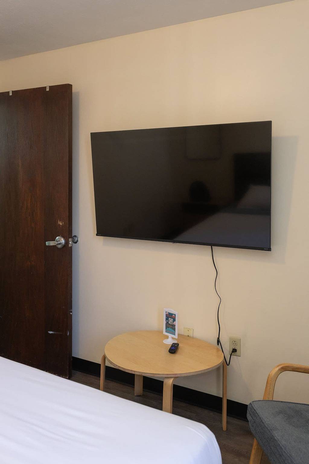 Entire apartment, Downtown Apt   Walk Everywhere   Clean   Safe in Pittsburgh, Allegheny County