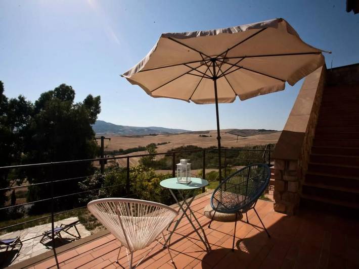 Bauernhof für 4 Personen, mit Terrasse und Garten sowie Pool