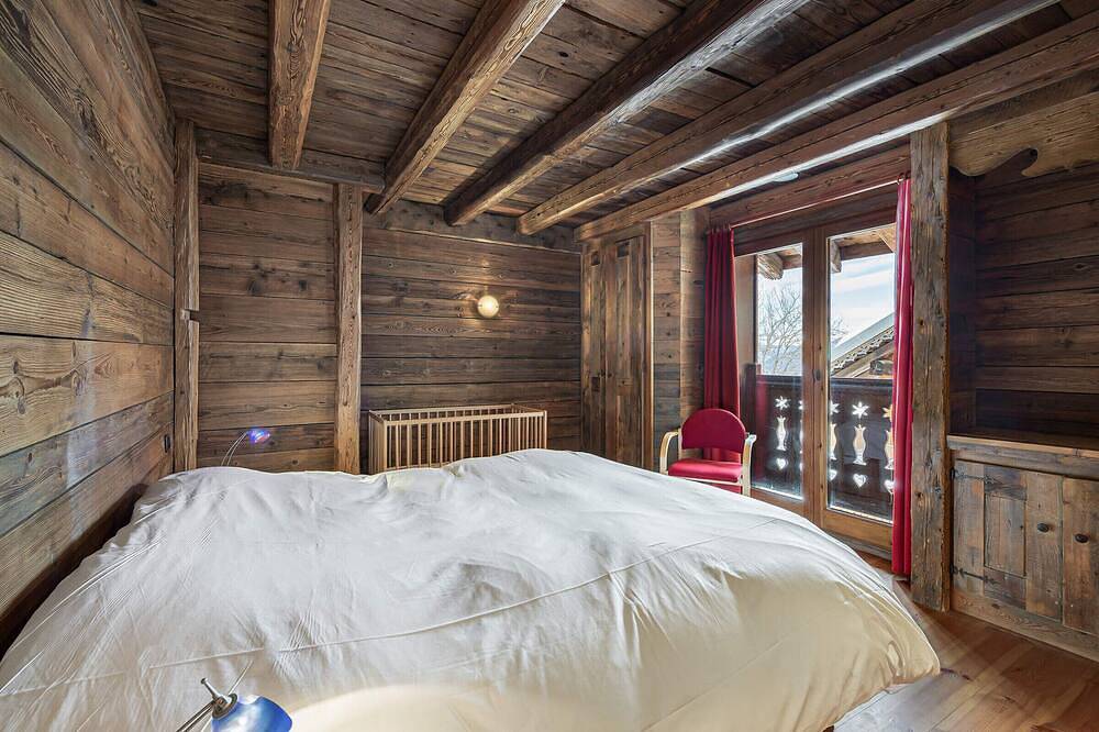 Traditionelles Chalet nahe Pisten, Haustiere erlaubt, Parkplatz in Meribel Village, Courchevel
