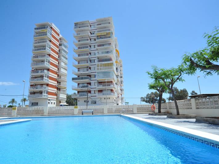 Apartamento para 6 personas, con Balcón además de Jardín y Piscina en Benicasim