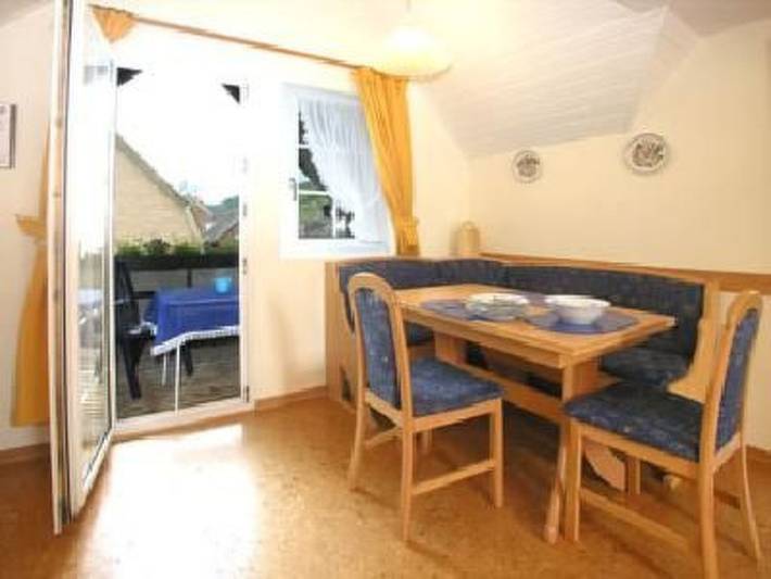 Gîte pour 5 personnes, avec balcon à Ernst - 3