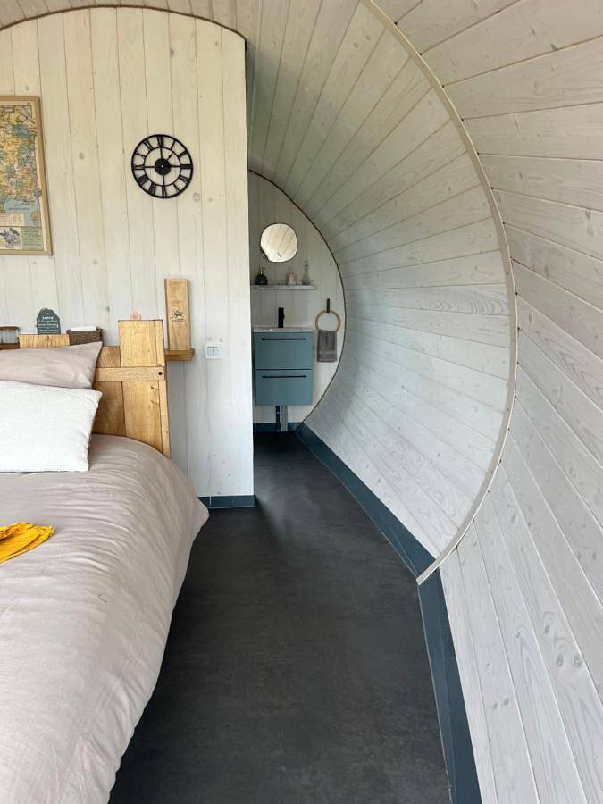 Chambre d’hôte pour 2 personnes, avec piscine ainsi que vue et jardin à Puy-l'Évêque - 4