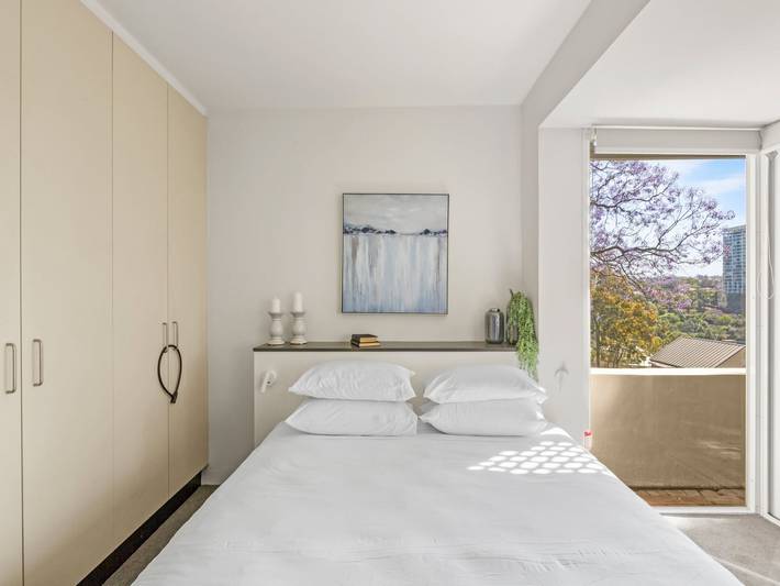 Holiday rental for 4 people in McMahons Point