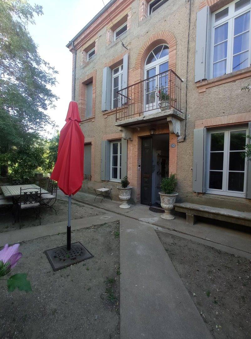 Chambres d'hôtes aux "Coulisses du Château" - Chambre du Château in Nègrepelisse, Tarn-et-Garonne