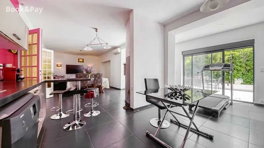 Location de vacances pour 5 personnes, avec terrasse à Morières-lès-Avignon - 2