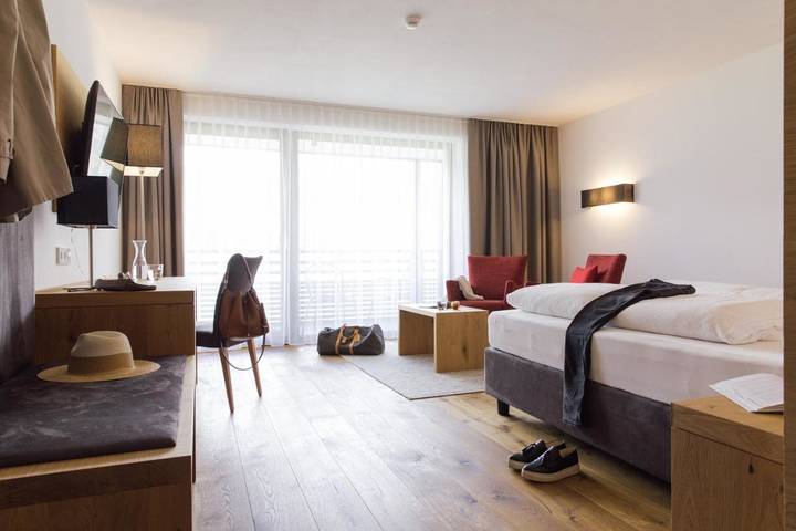 Hotel für 2 Personen, mit Garten und Seeblick sowie Ausblick und Sauna in Reschen - 2