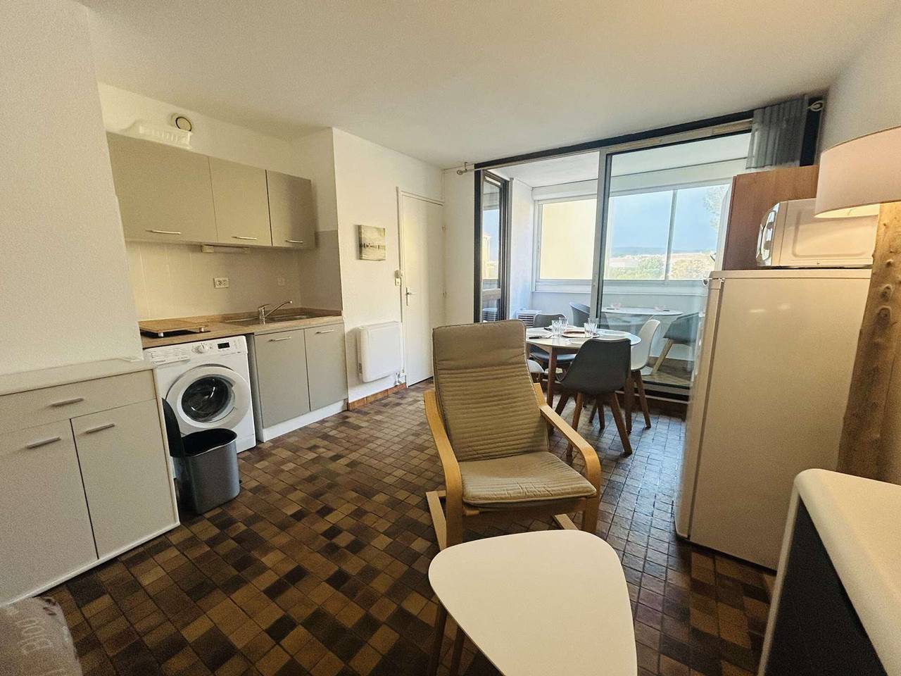 Ganze Wohnung, 2-Zimmer-Wohnung, 1. Etage, 4 Schlafplätze, Narbonne Plage, klima, nahe Strand und Geschäfte in Narbonne Plage, Narbonne