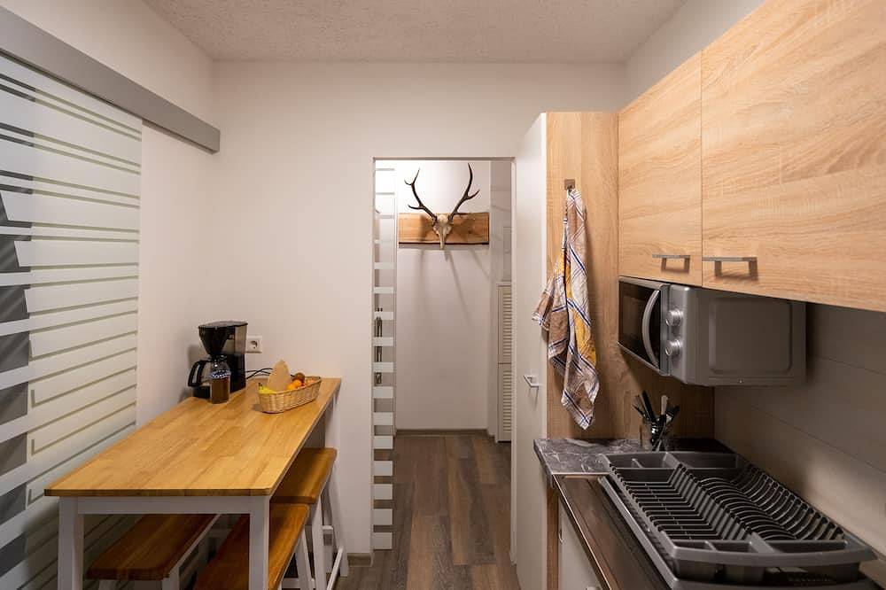 Ganze Wohnung, Kleine Eigentumswohnung in Bernburg, Region Salzlandkreis