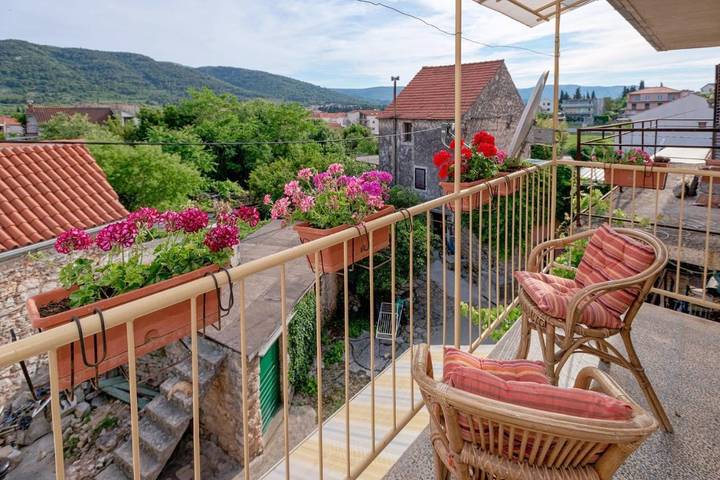 Maison d’hôte pour 3 personnes, avec vue et jardin, animaux acceptés dans Hvar - 3