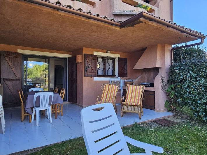 Gîte pour 4 personnes, avec piscine et terrasse dans Favone - 2