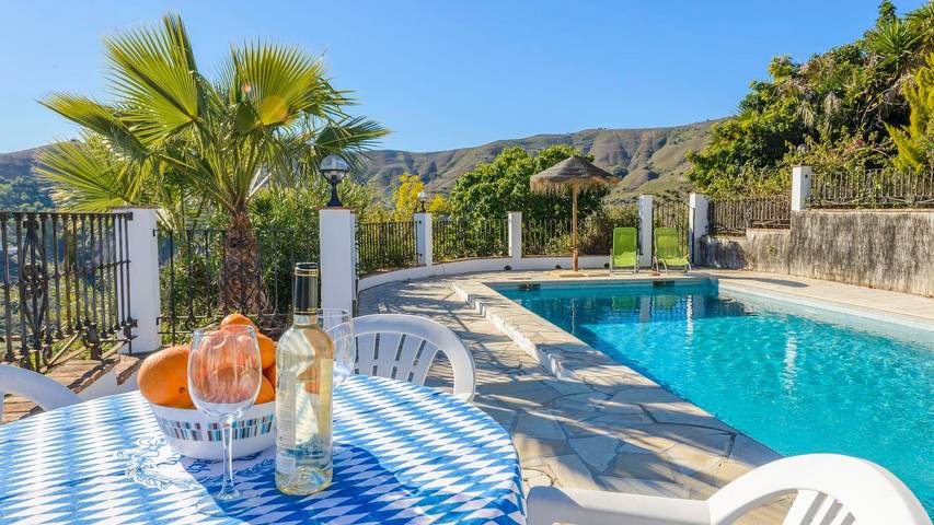 Villa for 6 people, with balcony/terrace in Andalusia