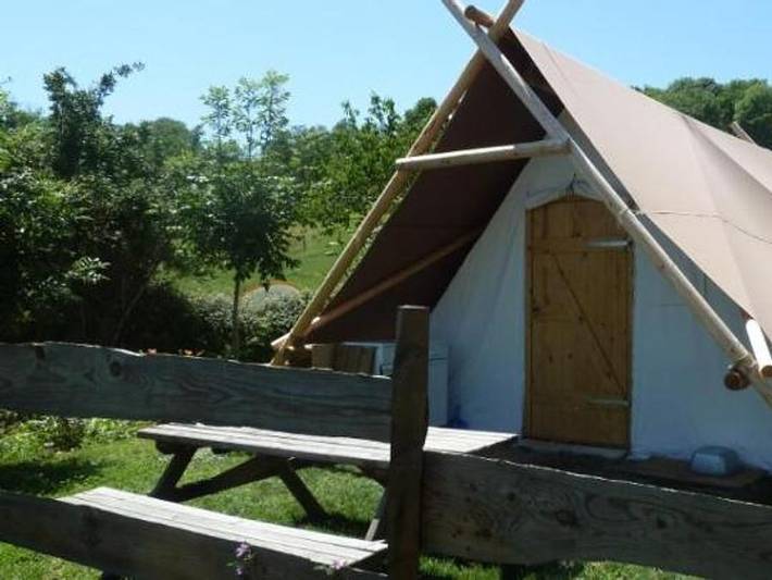 Tente pour 4 personnes dans Auvergne-Rhône-Alpes - 4