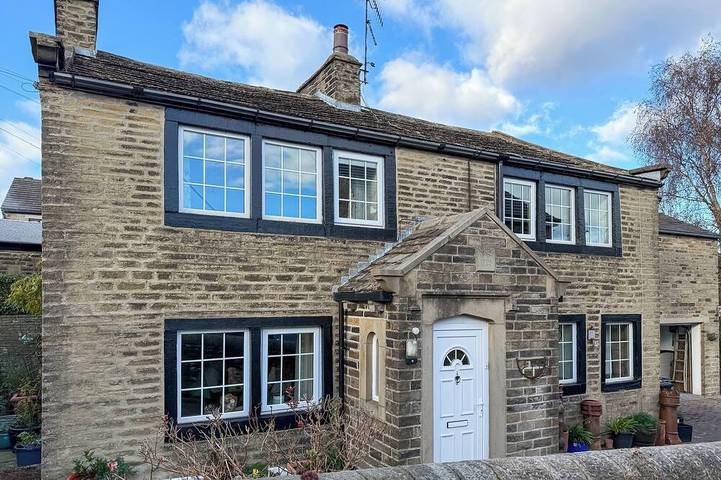 Cottage for 8 people, with hot tub and garden in Haworth