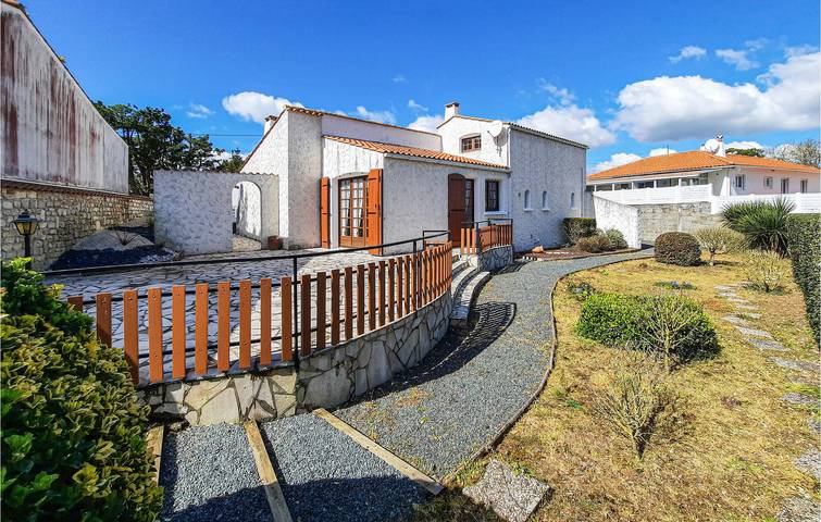 Location de vacances pour 6 personnes, avec terrasse ainsi que jardin et vue à Longeville-sur-Mer - 2