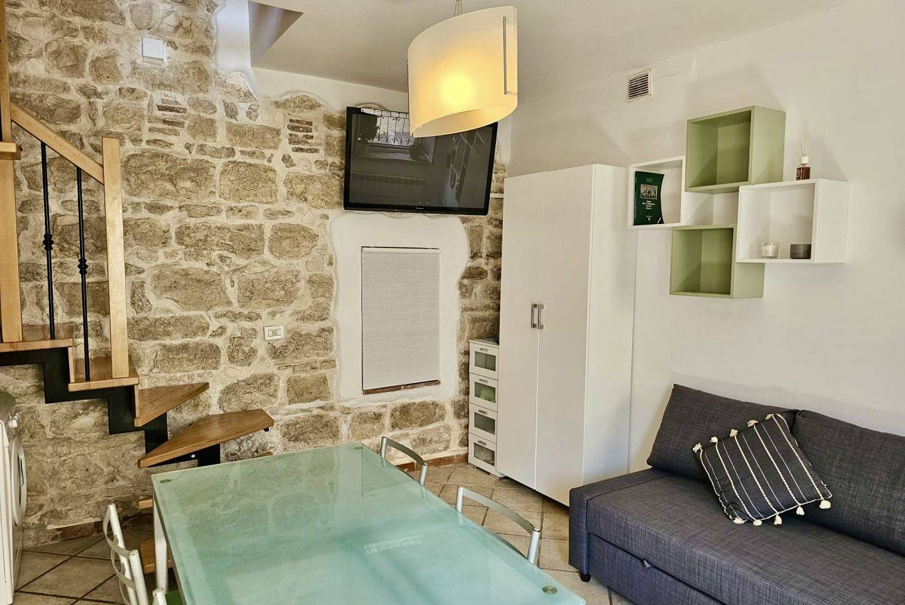 Apartamento entero, N266 - Numana, delightful house in the historic centre in Numana, Riviera del Conero