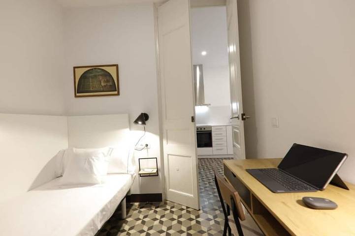 Ganze Wohnung, Bravissimo Ciutadans C, mit 2 Schlafzimmer in Girona, Gironès