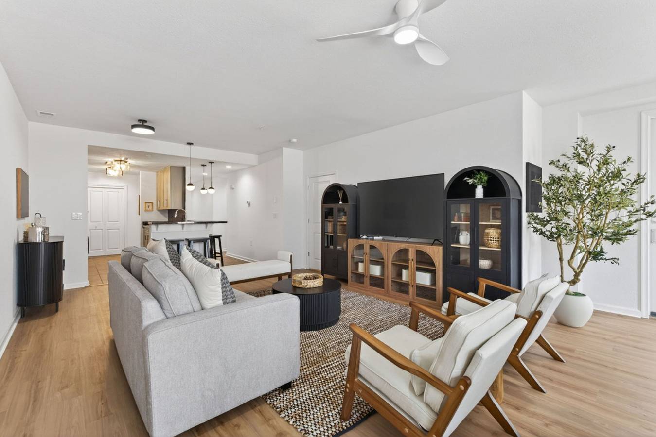 Apartamento entero, New Updated! Oceanfront / Pool / Beach / Fishing / Sanct 220 B in Virginia Beach
