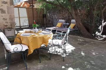 Appartement De Vacances pour 2 Personnes dans Le Puy-en-Velay, Haute-Loire, Photo 4