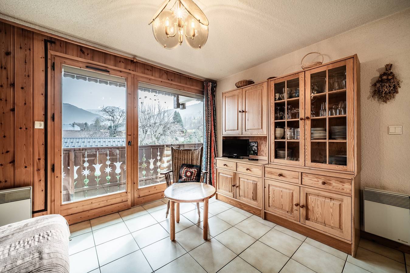 Apartamento entero, Apartamento 'Edelweiss - 7 Personnes' con vistas a la montaña, jardín compartido y balcón in Station de Morillon, Grand Massif