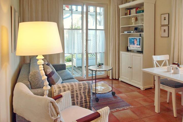 Ferienwohnung für 2 Personen, mit Terrasse in Kühlungsborn