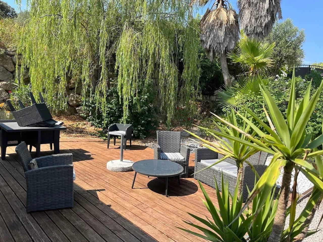 Villa acogedora con piscina en Saint-Paul-et-Valmalle in Saint-Paul-et-Valmalle, Región de Lodève